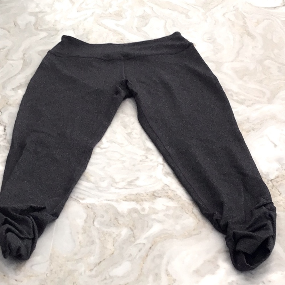 Beyond Yoga Capri Leggings